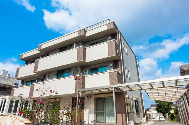 「新築アパートはやめとけ」は本当？よくある誤解と失敗しやすいケースを整理